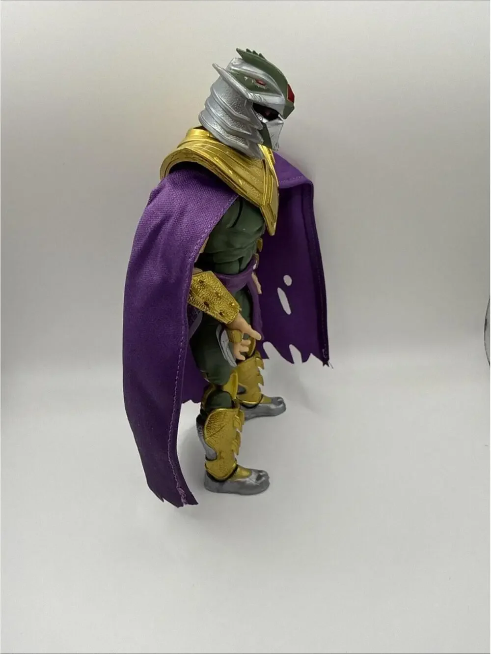 Hasbro Power Rangers X TMNT Lightning Collection Morphed Shredder Action Figure